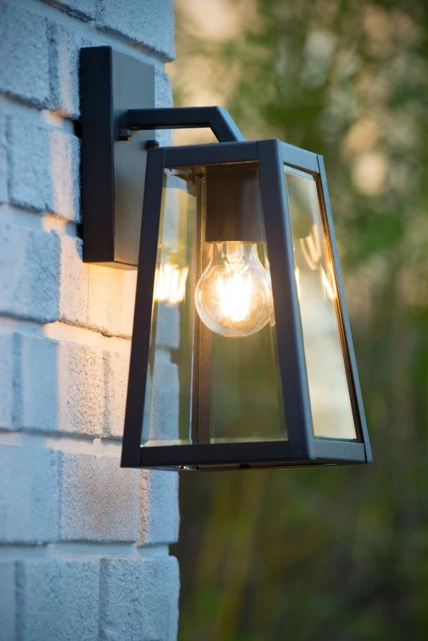 Lucide MATSLOT - Wandlamp Binnen/Buiten - 1xE27 - IP23 - Zwart - sfeer 2